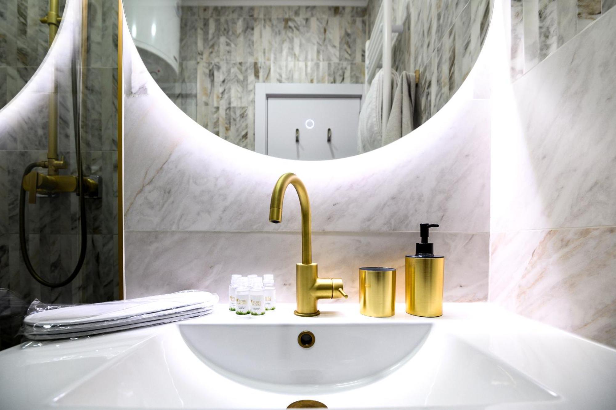 Urban Downtown Luxury Rooms And Suites Belgrado Exterior foto