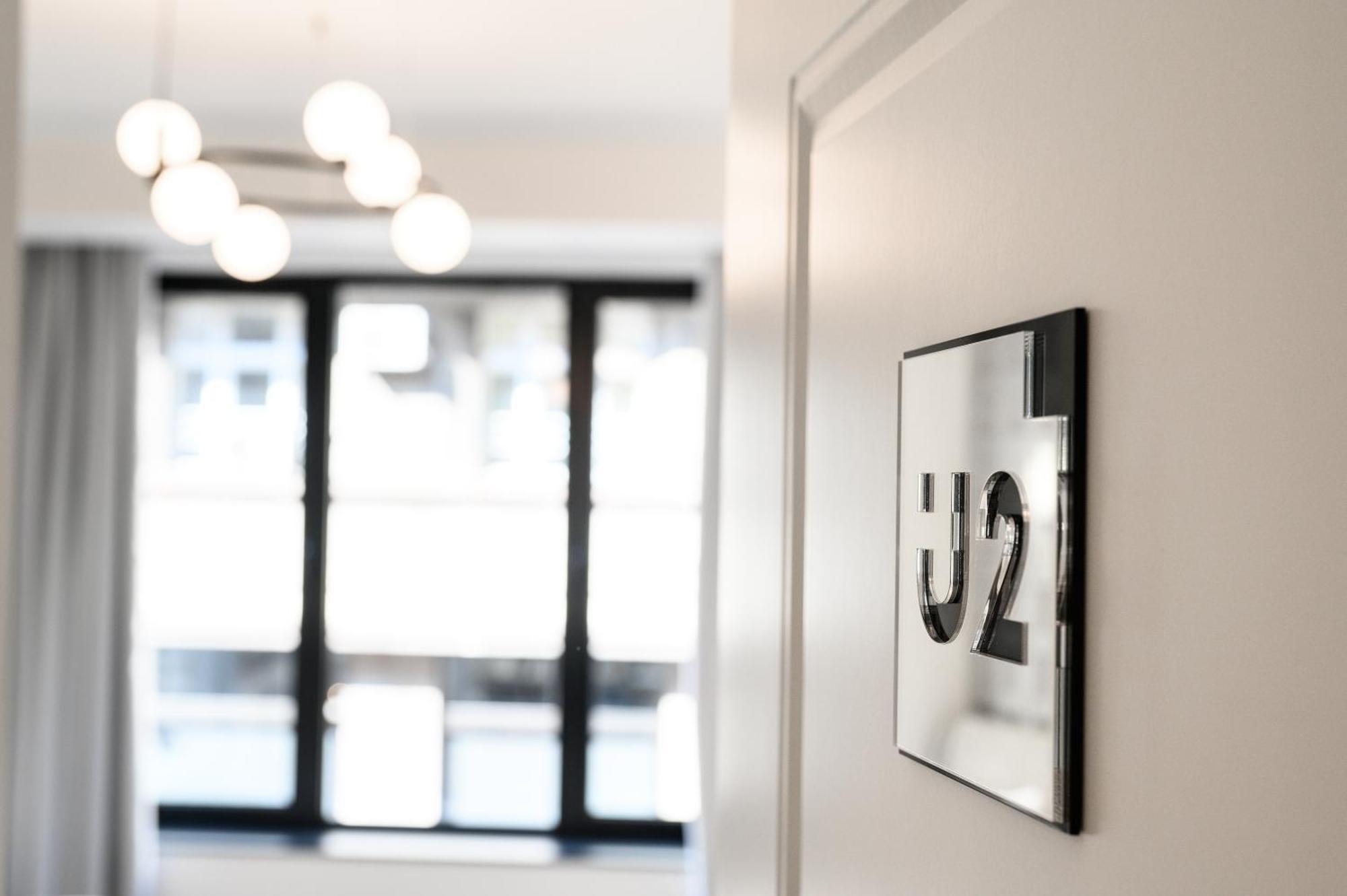 Urban Downtown Luxury Rooms And Suites Belgrado Exterior foto