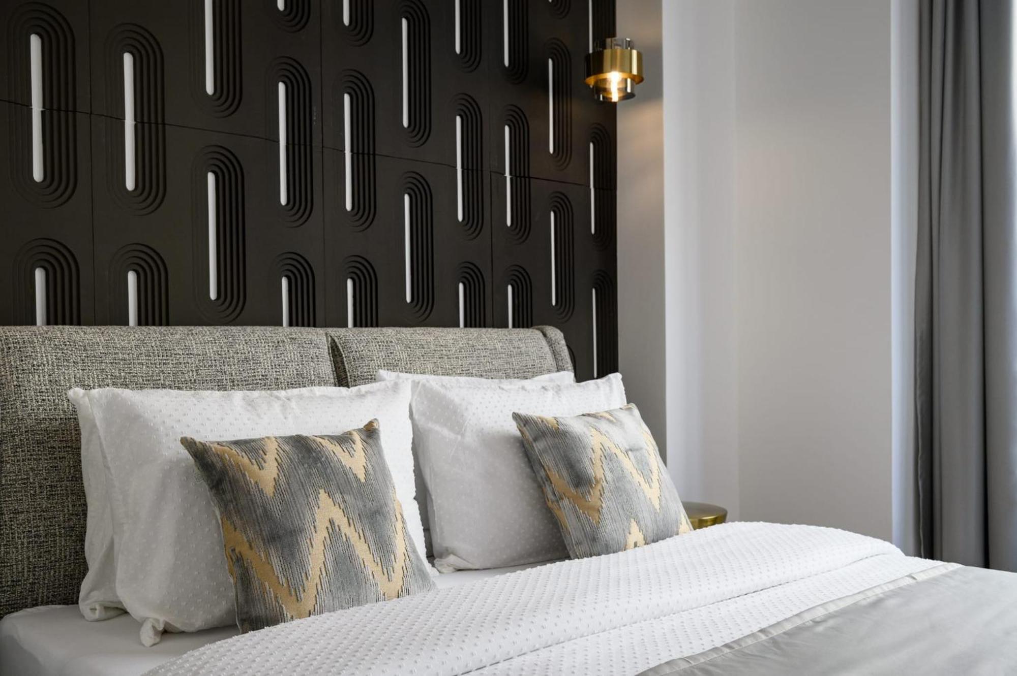 Urban Downtown Luxury Rooms And Suites Belgrado Quarto foto